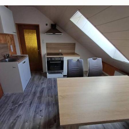 Hopfach Dachwohnung Wolpertshausen Esterno foto